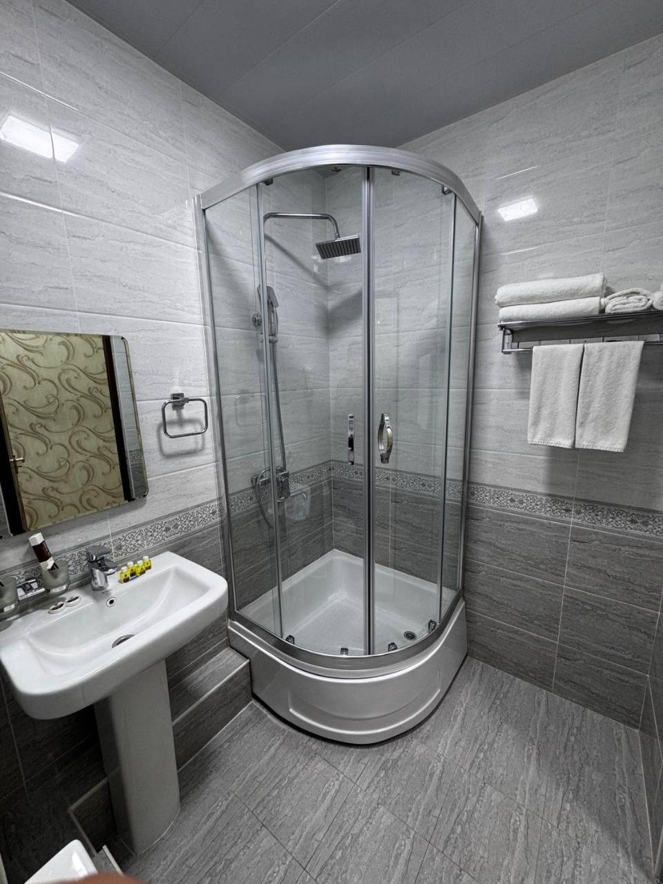 Ark Billur Halal Hotel Taskent Exterior foto